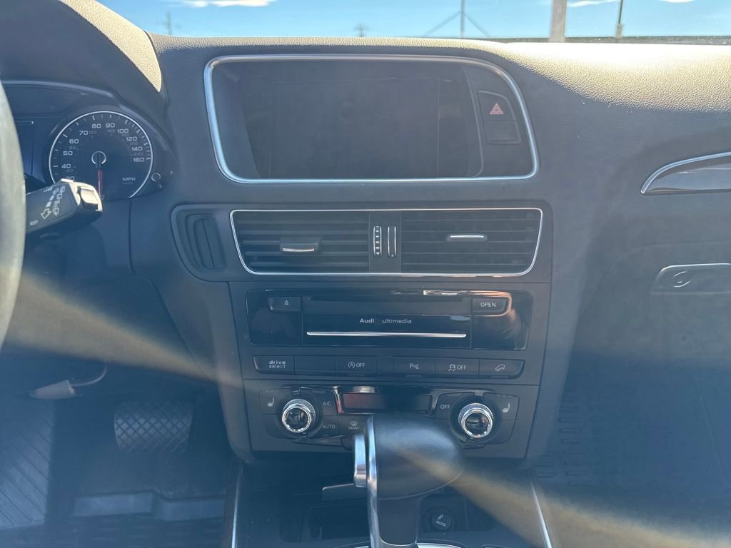 Used 2015 Audi Q5 3.0T Premium Plus w/ Technology Package image 18