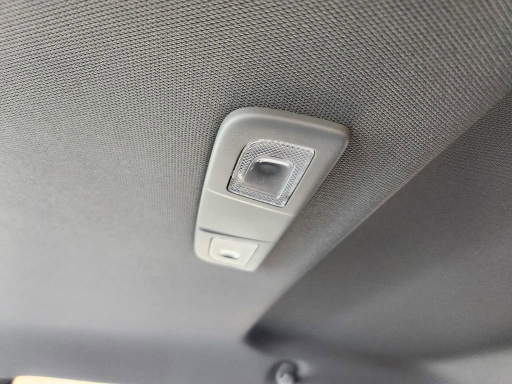 Used 2024 GMC Sierra 3500 SLE w/ SLE Convenience Package image 33