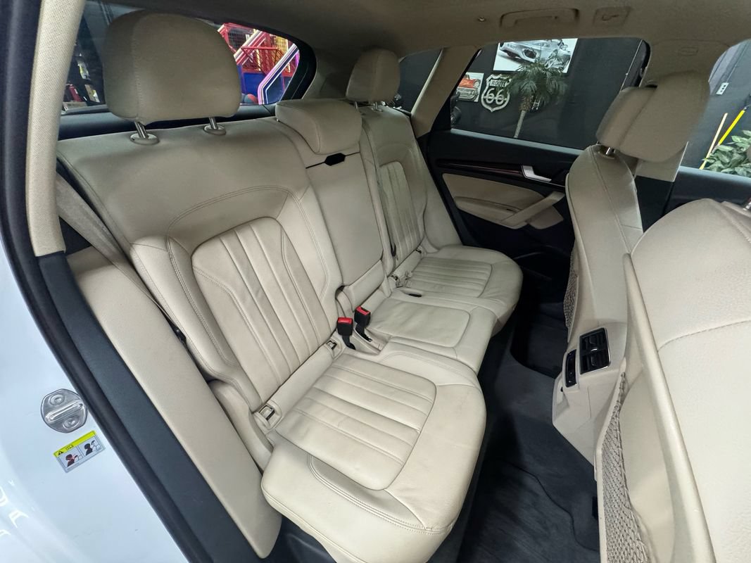 Used 2018 Audi Q5 2.0T Premium Plus w/ Premium Plus Package AWD/4WD image 18