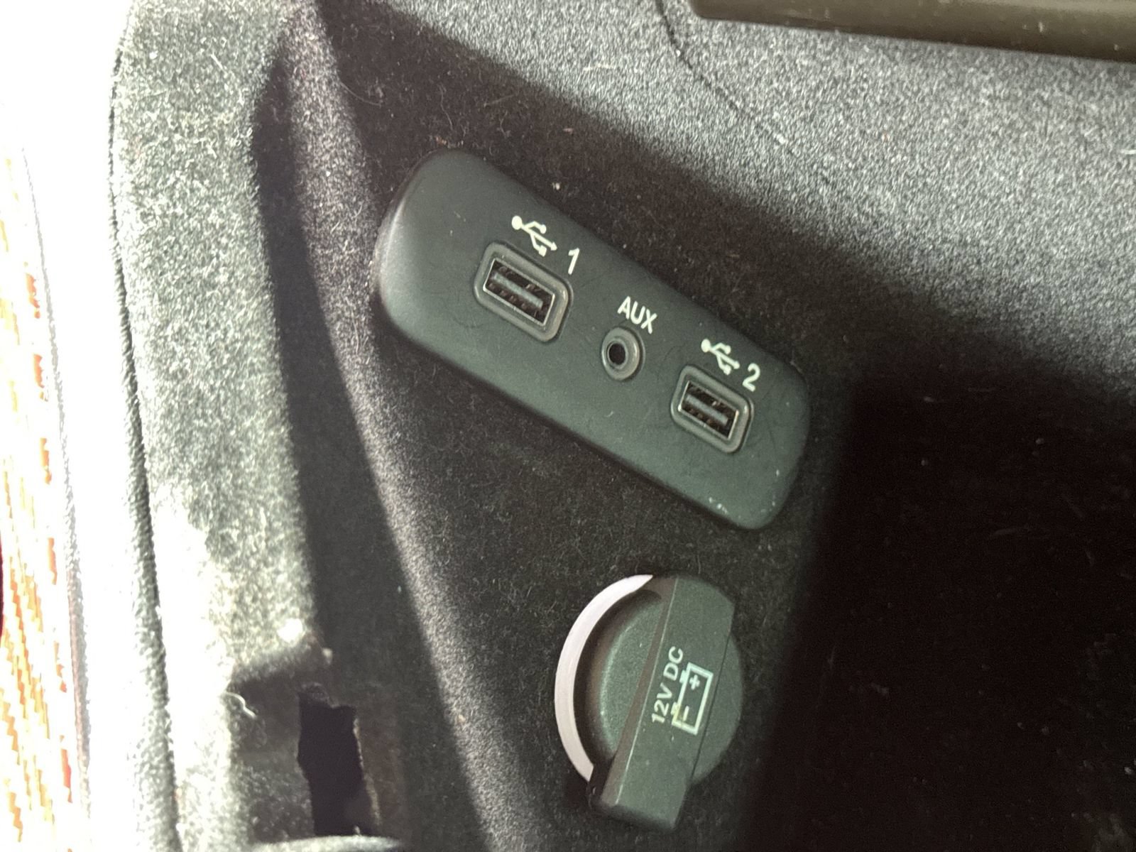 Used 2019 Dodge Challenger R/T w/ Driver Convenience Group RWD image 34