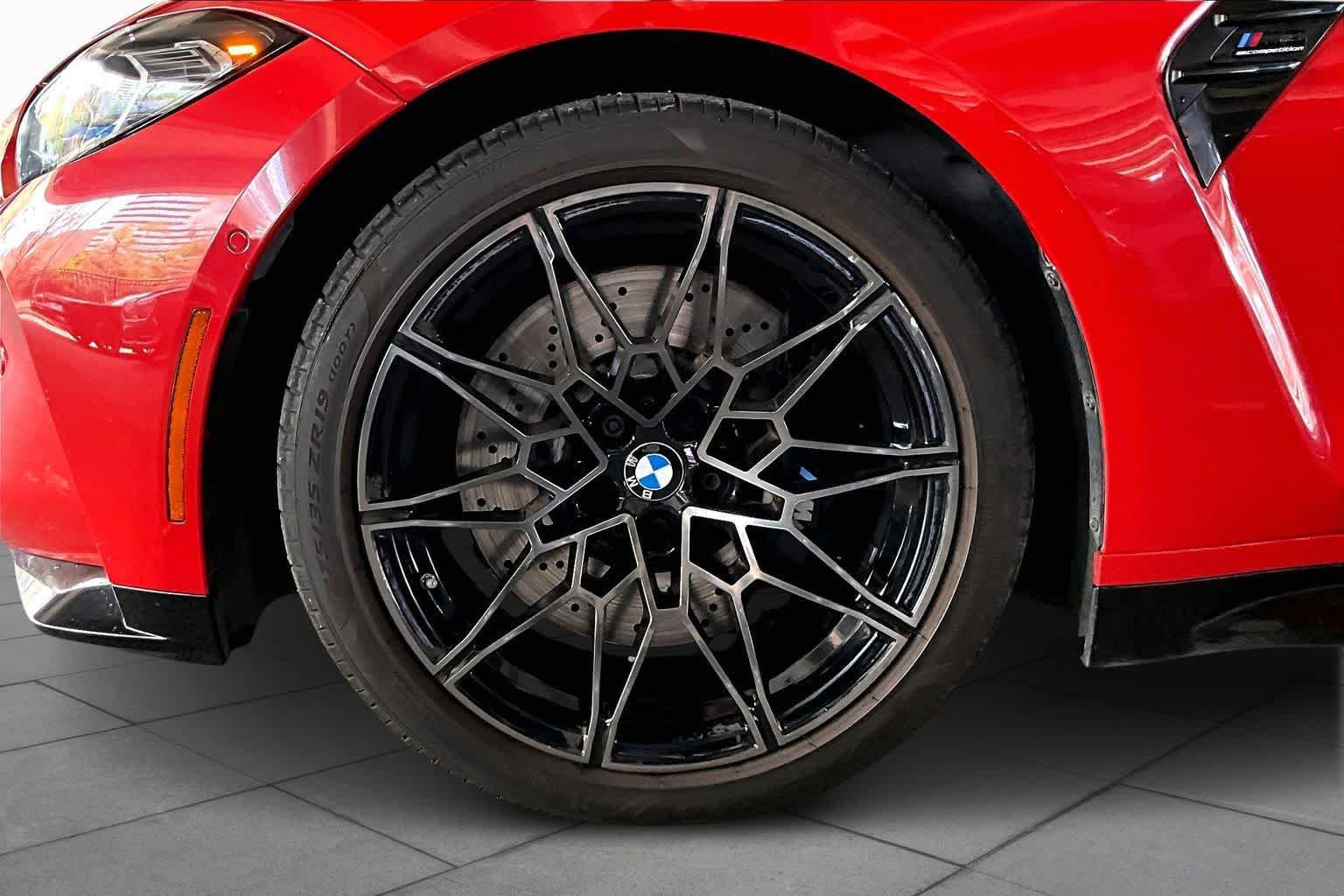 Used 2024 BMW M3 Competition w/ Executive Package image 10