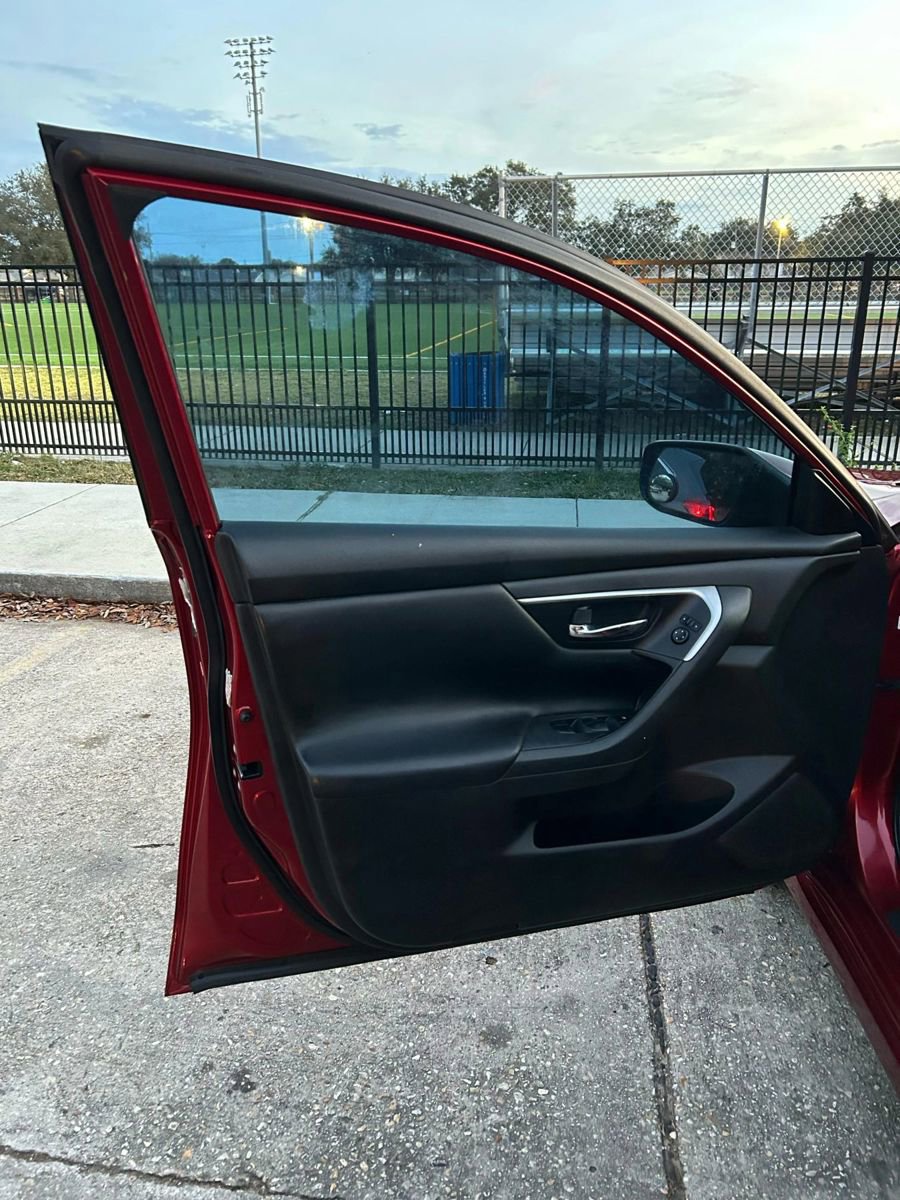 Used 2018 Nissan Altima 2.5 S w/ S Convenience Package image 11