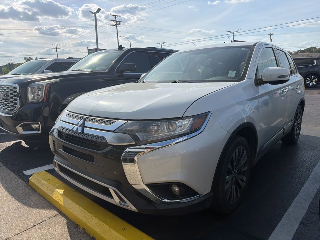 Used 2019 Mitsubishi Outlander SE