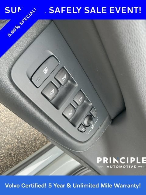 Certified 2025 Volvo S60 B5 Core FWD image 28