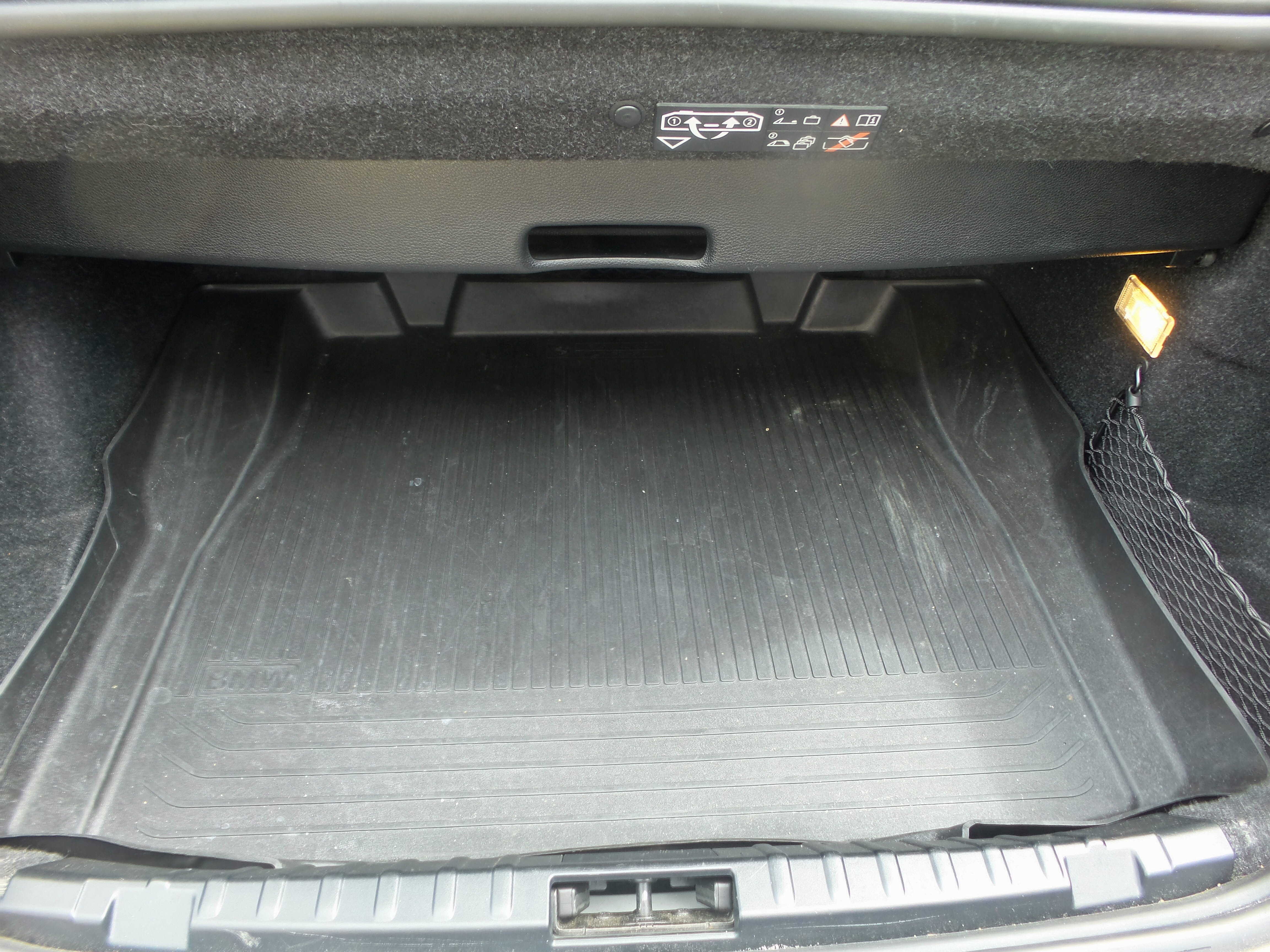 Used 2009 BMW 128i Convertible image 41