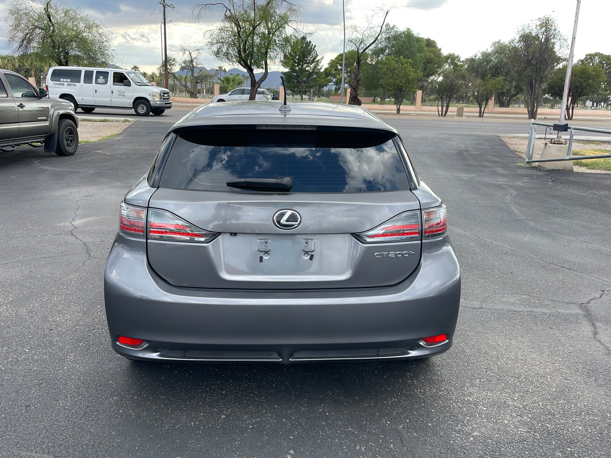 Used 2013 Lexus CT 200h w/ Premium Pkg w/Navigation FWD image 4