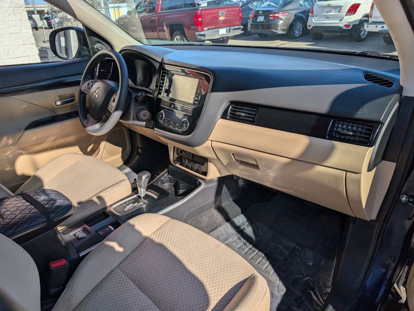 Used 2019 Mitsubishi Outlander ES image 13