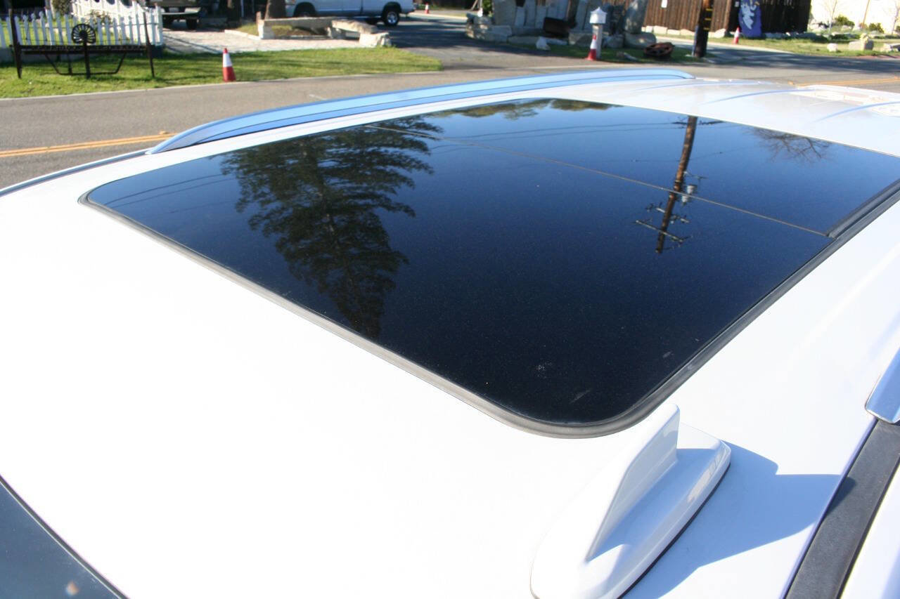 Used 2021 GMC Yukon Denali w/ Denali Premium Package image 7