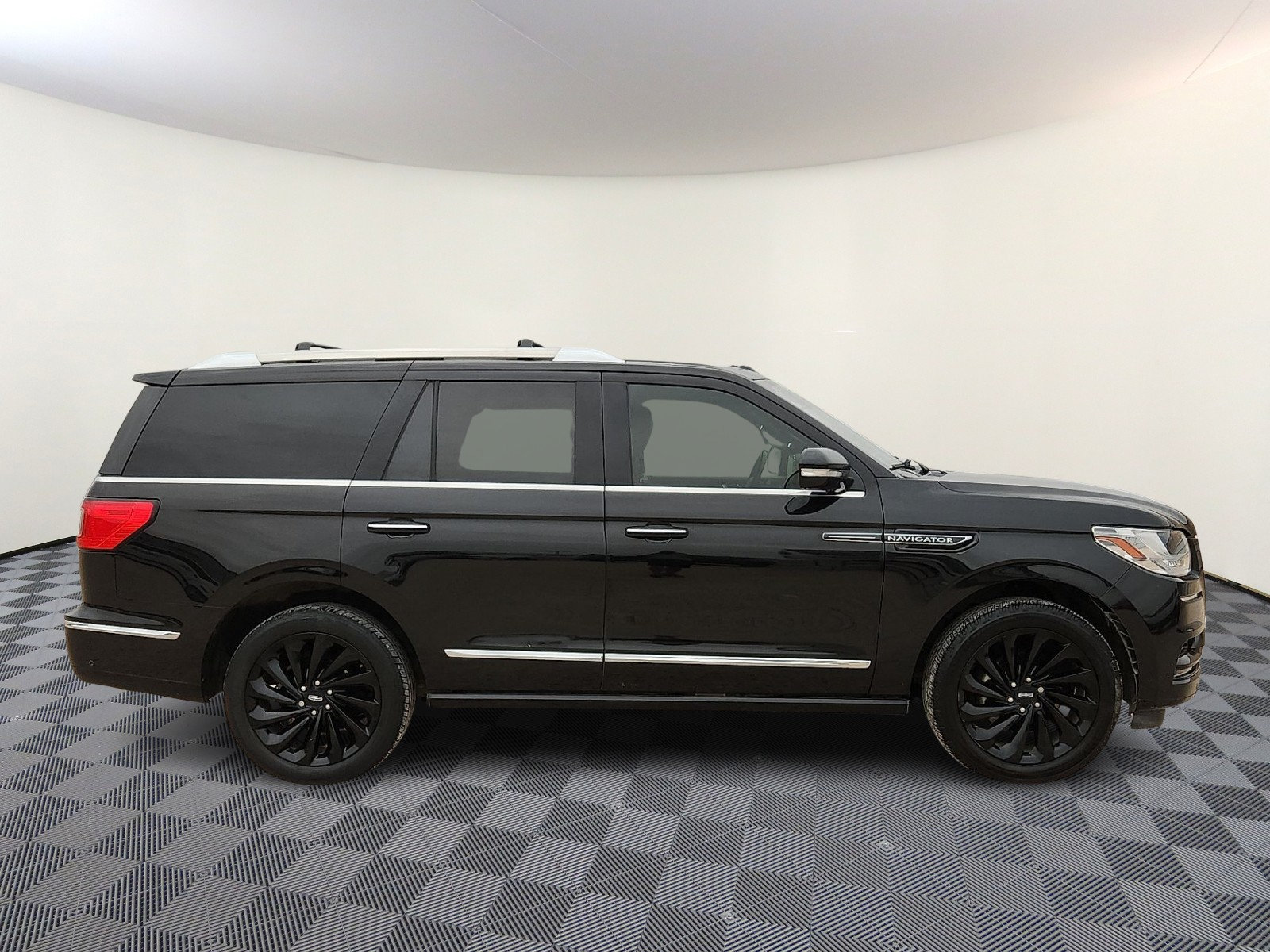 Used 2020 Lincoln Navigator Reserve w/ Equipment Group 208A Reserve AWD/4WD image 5