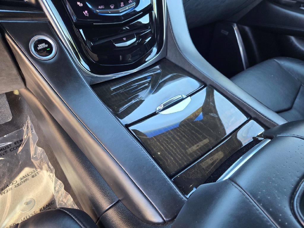 Used 2016 Cadillac Escalade ESV Platinum AWD/4WD image 30