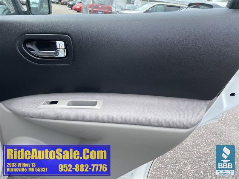 Used 2012 Nissan Rogue S AWD/4WD image 15