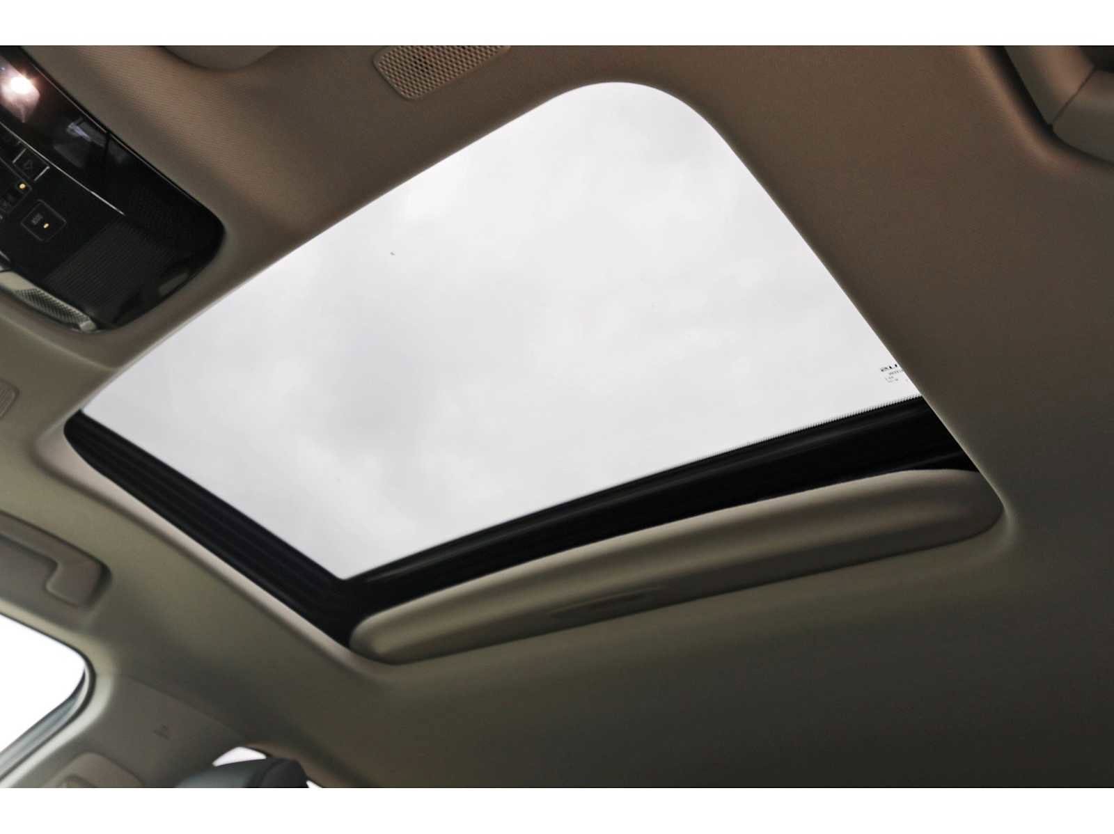 Used 2025 Lexus NX 250 FWD image 28