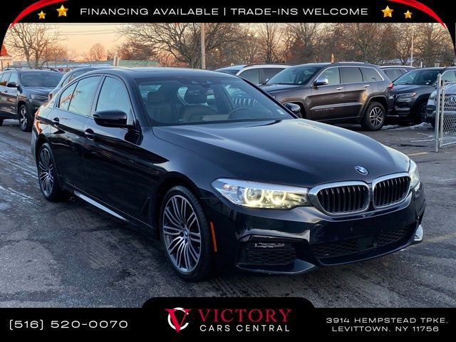 Used 2019 BMW 530e xDrive w/ M Sport Package image 3