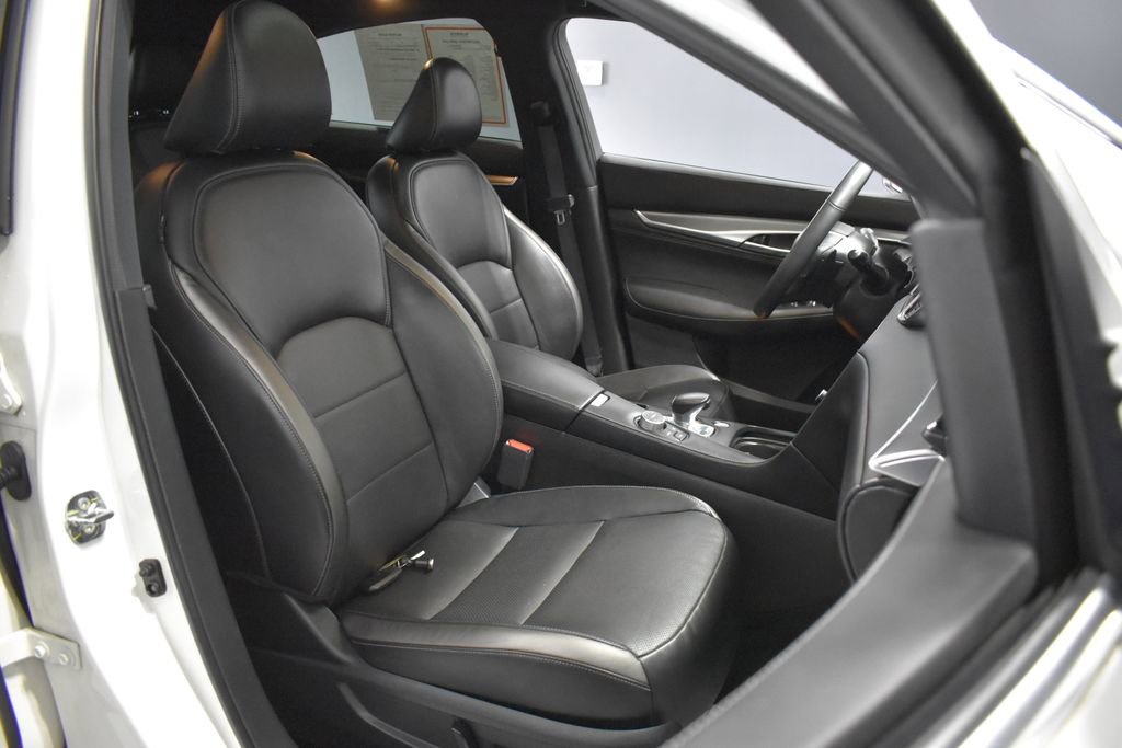 Used 2023 INFINITI QX55 Luxe w/ Cargo Package AWD/4WD image 14