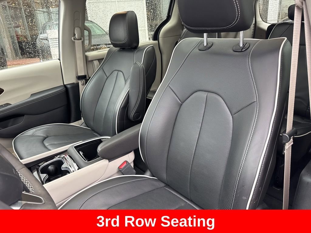 Used 2024 Chrysler Pacifica Limited image 14
