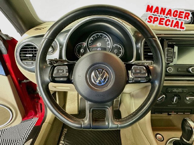 Used 2013 Volkswagen Beetle Turbo FWD image 13