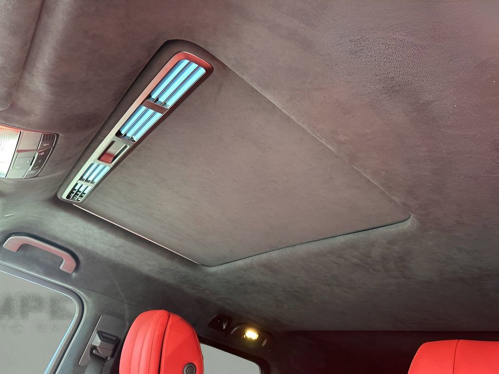 Used 2023 Mercedes-Benz G 550 image 11