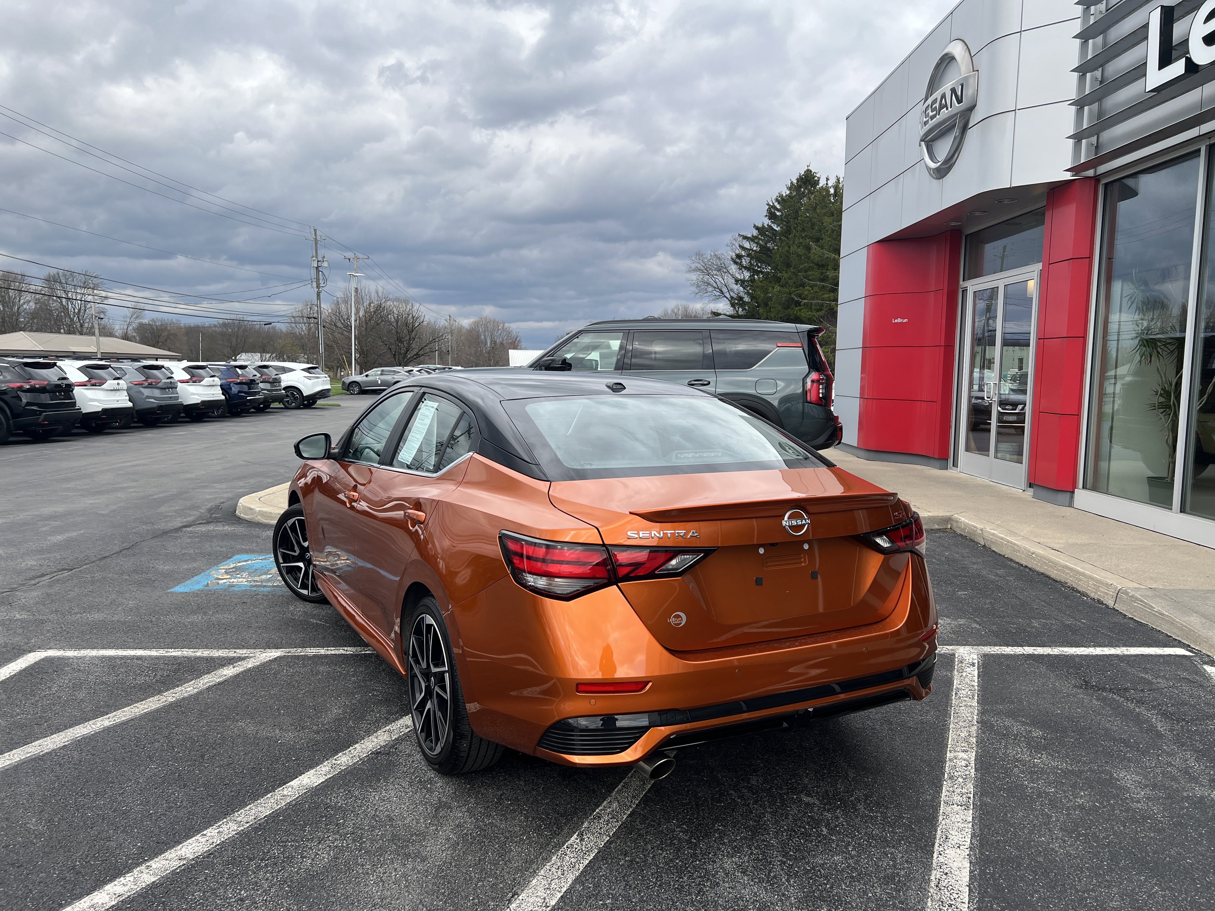 Certified 2024 Nissan Sentra SR w/ SR Premium Package FWD image 8
