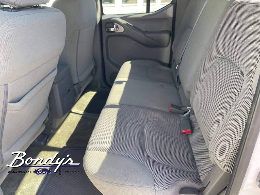 Used 2018 Nissan Frontier SV w/ Value Truck Package image 11