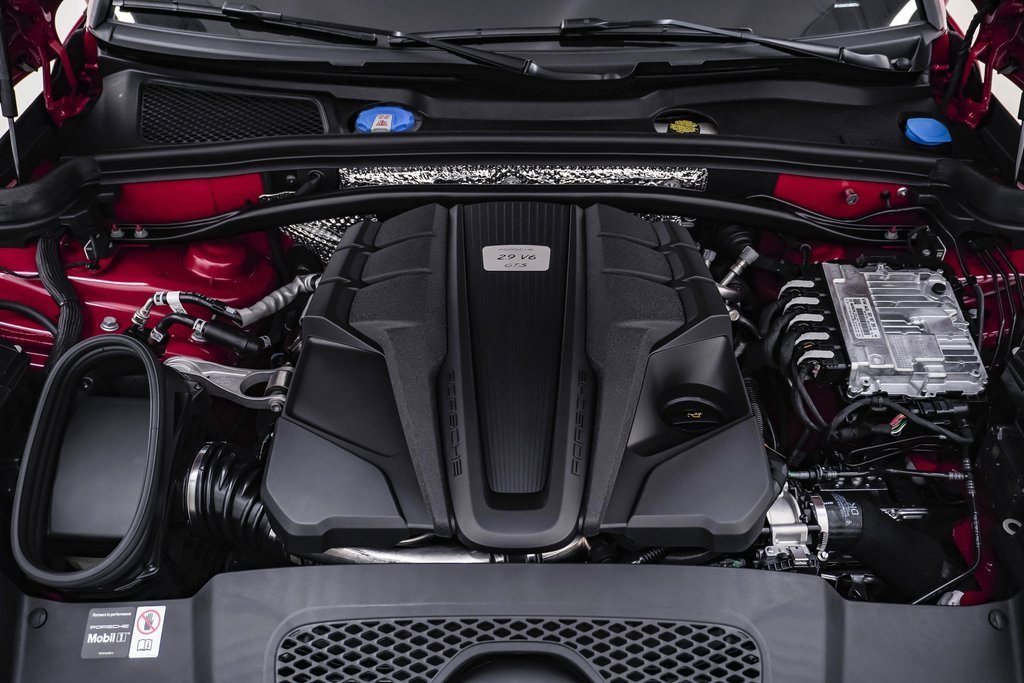 New 2026 Porsche Macan GTS image 29