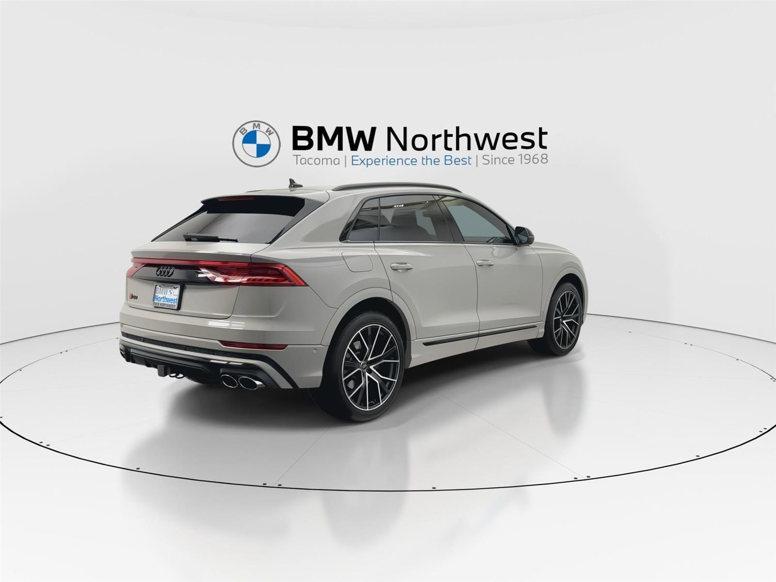 Used 2020 Audi SQ8 Prestige w/ Prestige Package image 3