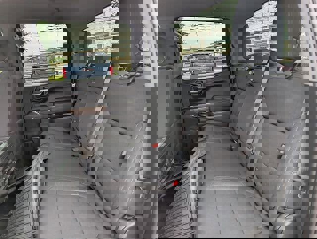 Certified 2021 Chevrolet Silverado 1500 RST image 28