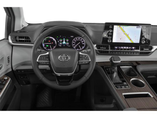 Certified 2021 Toyota Sienna Limited image 7