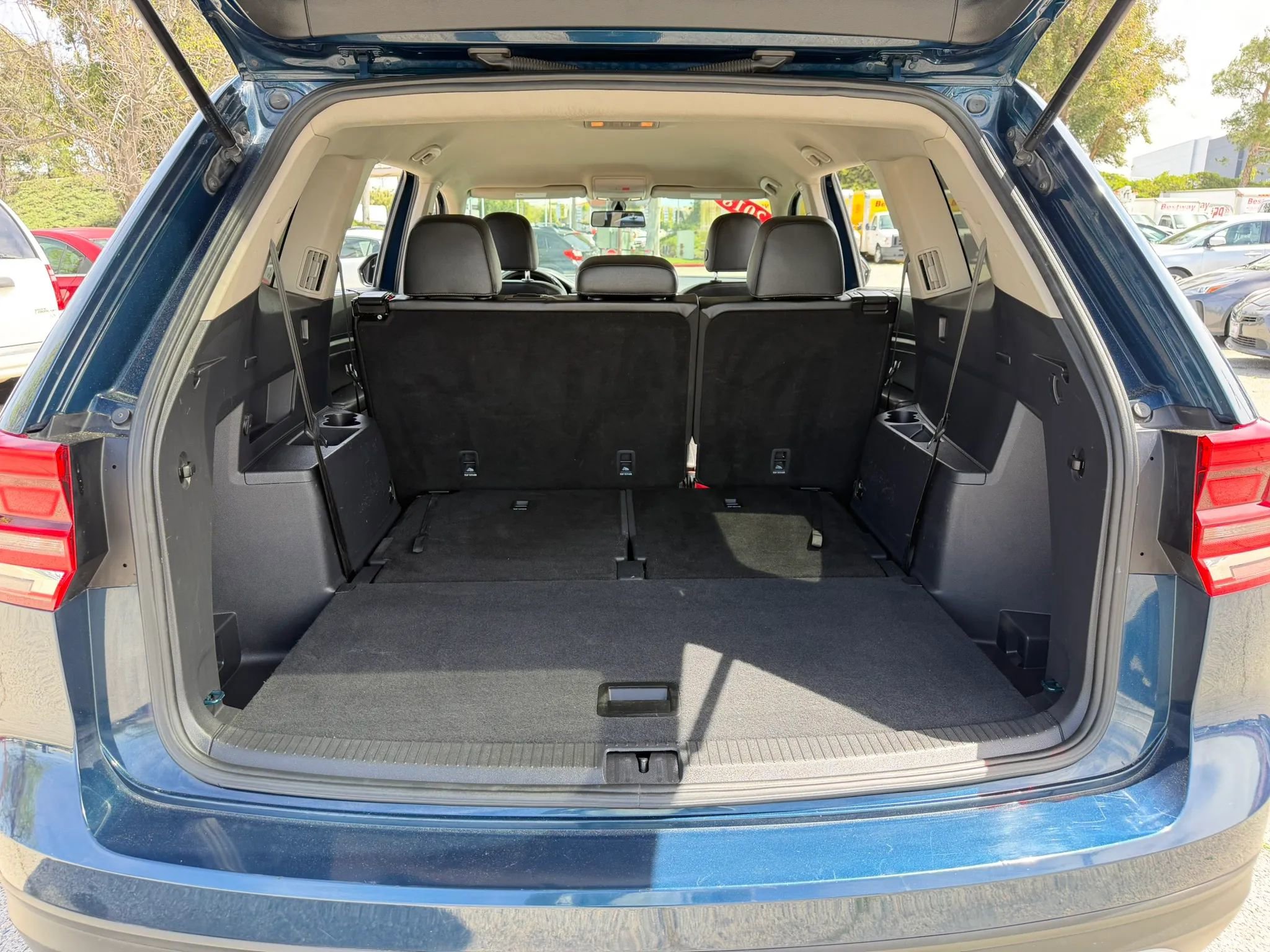 Used 2018 Volkswagen Atlas SE FWD image 27