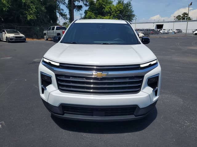 Certified 2025 Chevrolet Traverse LT FWD image 2