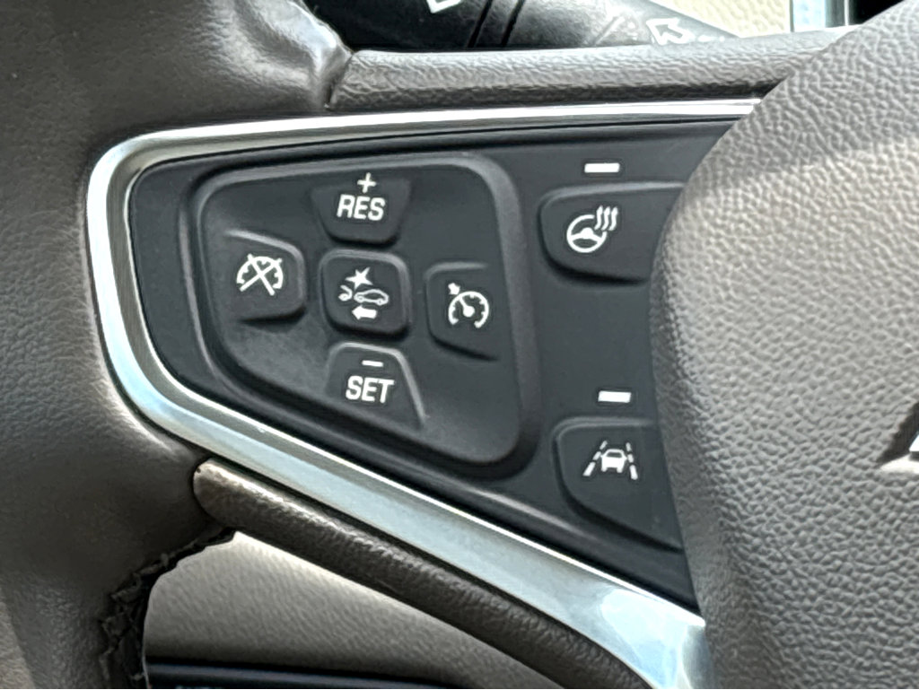 Used 2024 Chevrolet Malibu LT FWD image 12