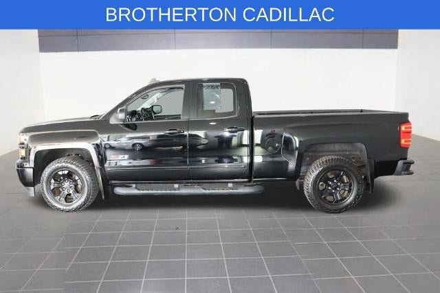 Used 2015 Chevrolet Silverado 1500 LT w/ Midnight Edition AWD/4WD image 2