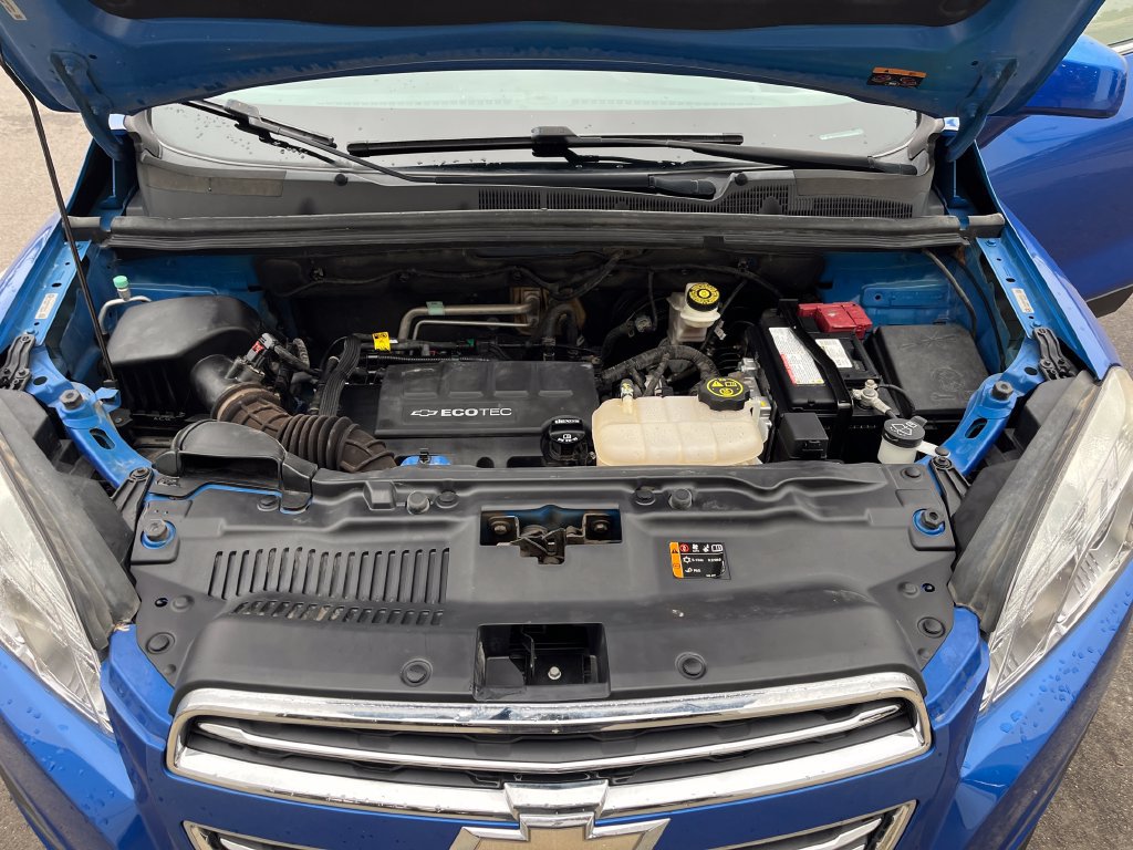 Used 2015 Chevrolet Trax LT AWD/4WD image 21