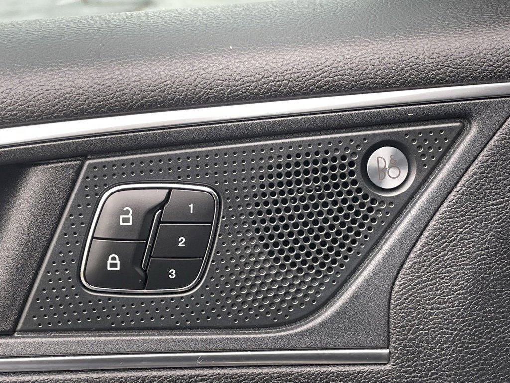 Used 2020 Ford Edge ST w/ Cold Weather Package image 30