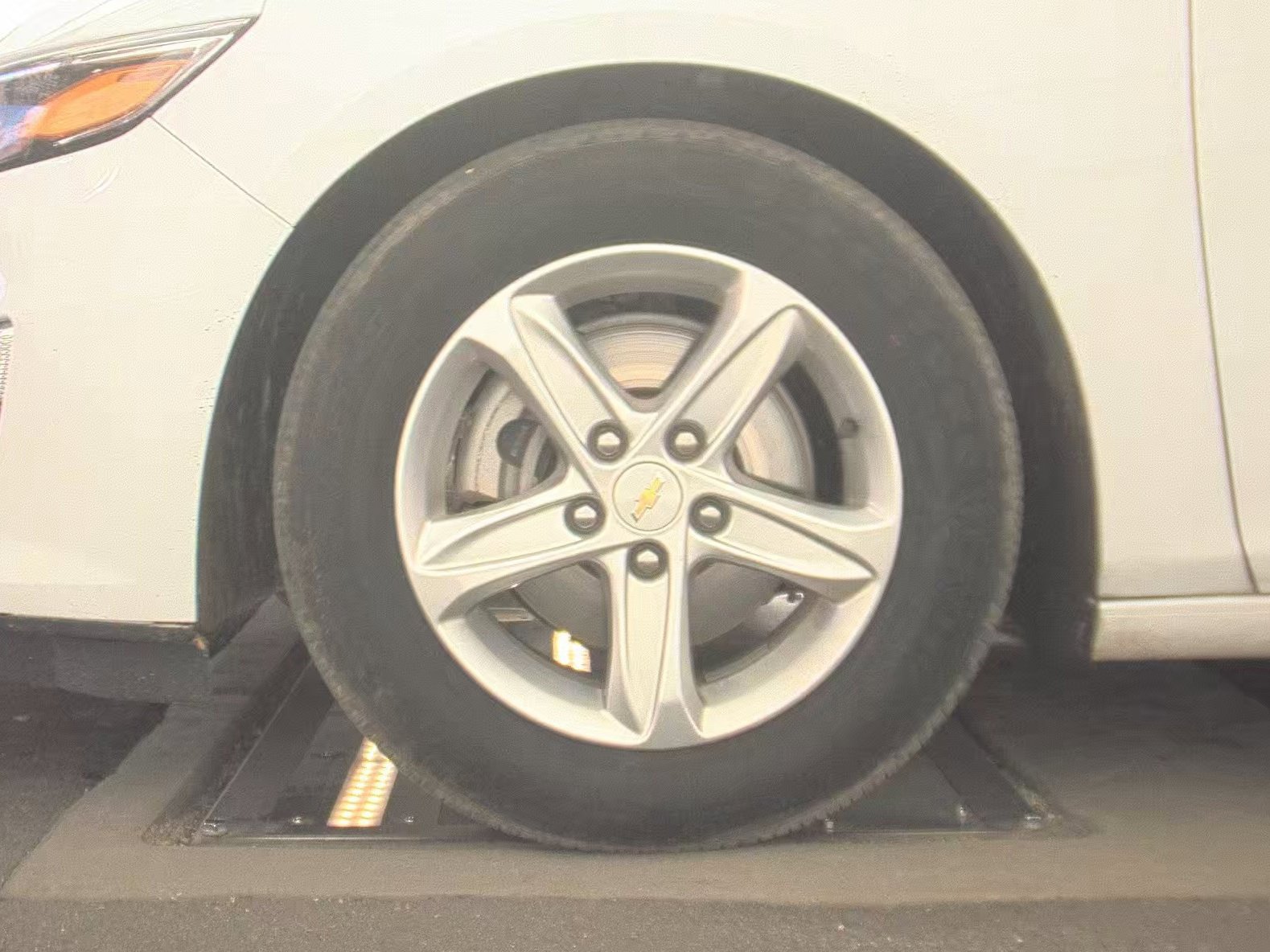 Used 2023 Chevrolet Malibu LS w/ Driver Confidence Package FWD image 6