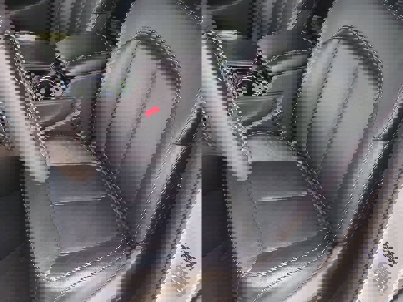 Used 2023 Jeep Grand Cherokee Limited RWD image 17