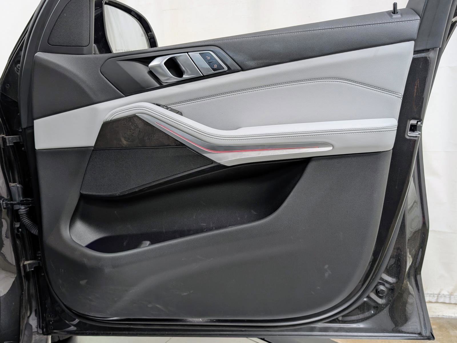 Used 2023 BMW X5 xDrive40i image 24