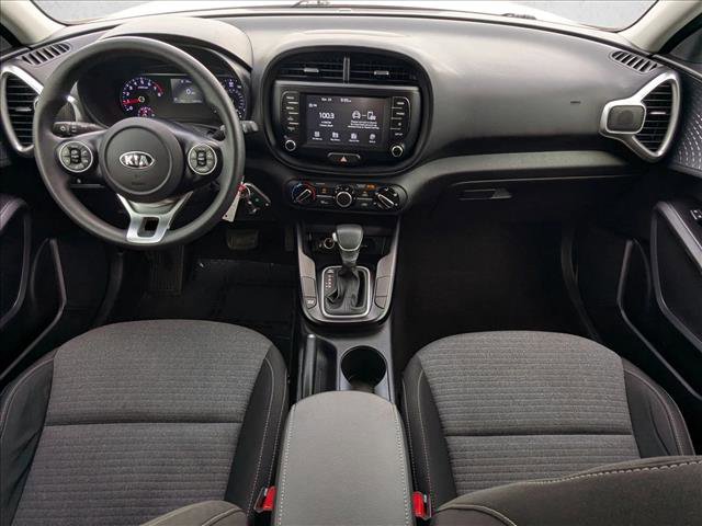 Used 2020 Kia Soul S FWD image 16