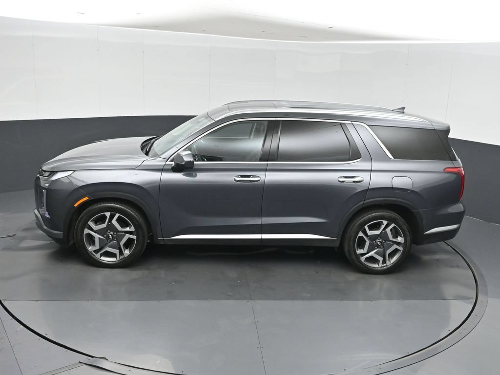 Used 2025 Hyundai Palisade SEL FWD image 34