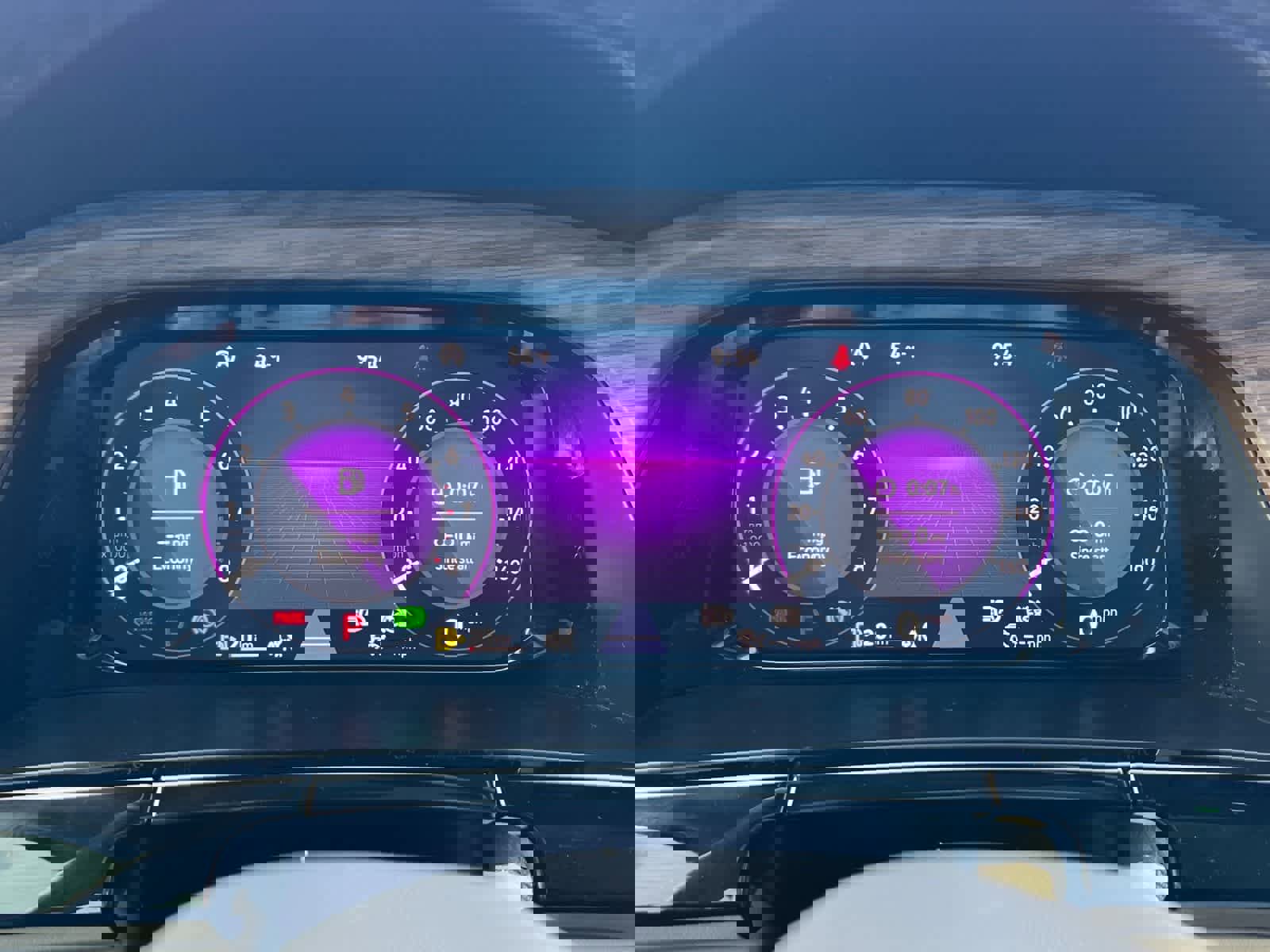 Used 2024 Volkswagen Atlas SEL Premium R-Line image 27