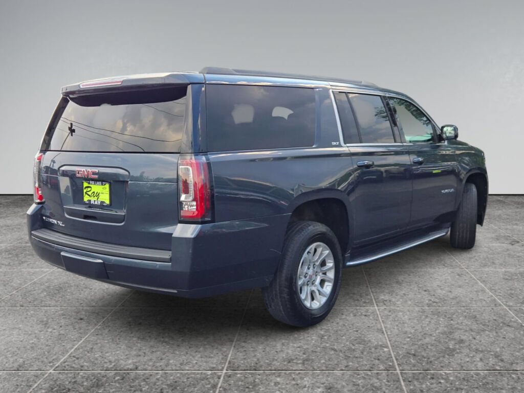 Certified 2019 GMC Yukon XL SLT w/ Open Road Package AWD/4WD image 17