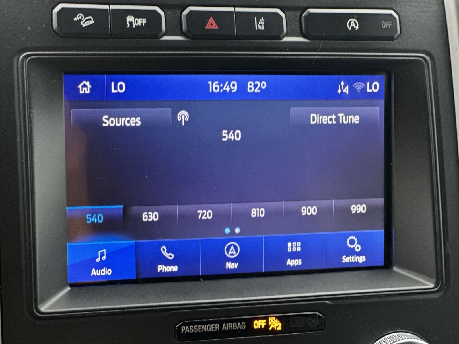 Used 2020 Ford Expedition Max XLT w/ Equipment Group 202A AWD/4WD image 19
