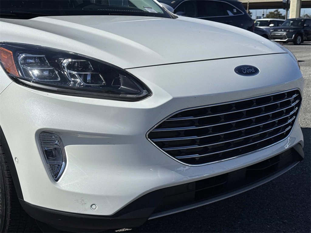 Used 2022 Ford Escape Titanium w/ Titanium Elite Package image 3