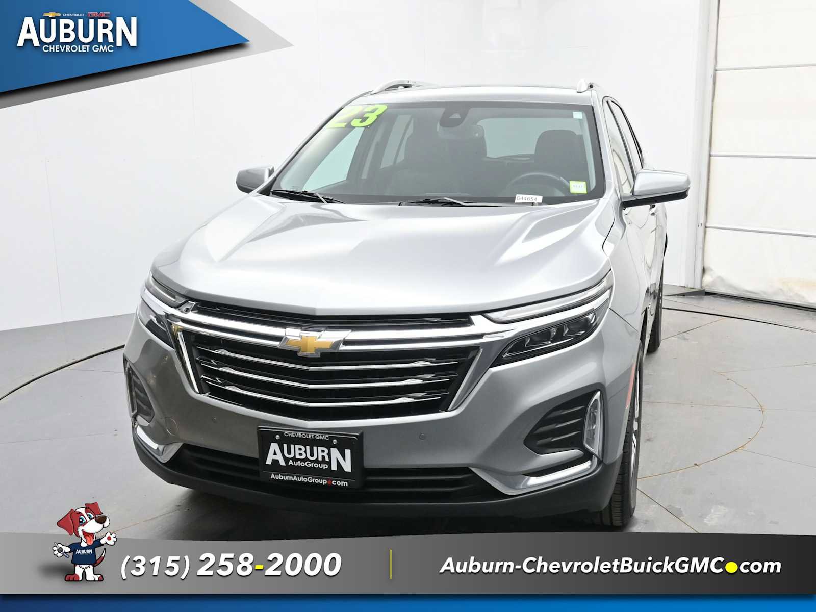 Used 2023 Chevrolet Equinox Premier image 3