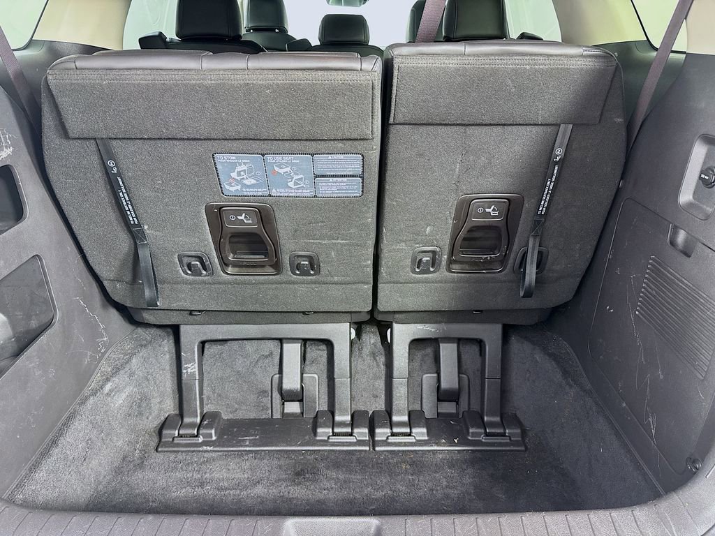 Used 2022 Kia Carnival LX FWD image 30