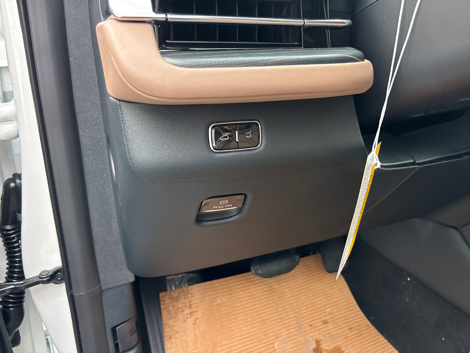 New 2026 Lincoln Navigator Black Label AWD/4WD image 13