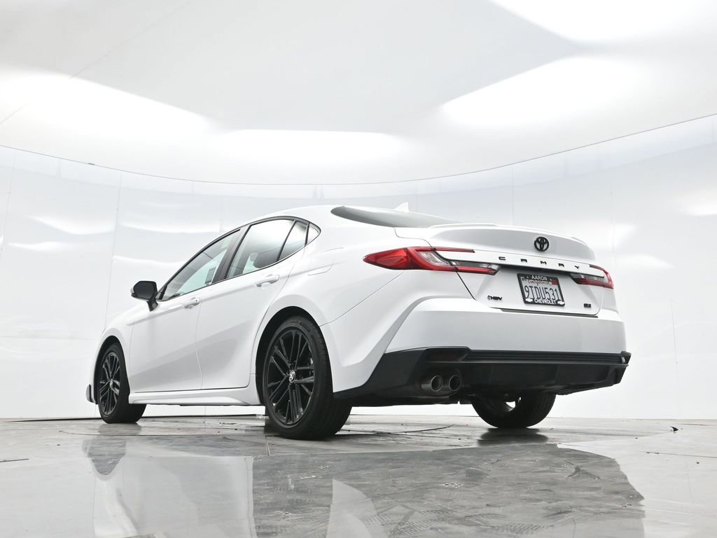 Used 2025 Toyota Camry SE w/ Convenience Package image 63