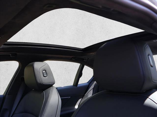 New 2026 BMW 550e xDrive AWD/4WD image 15