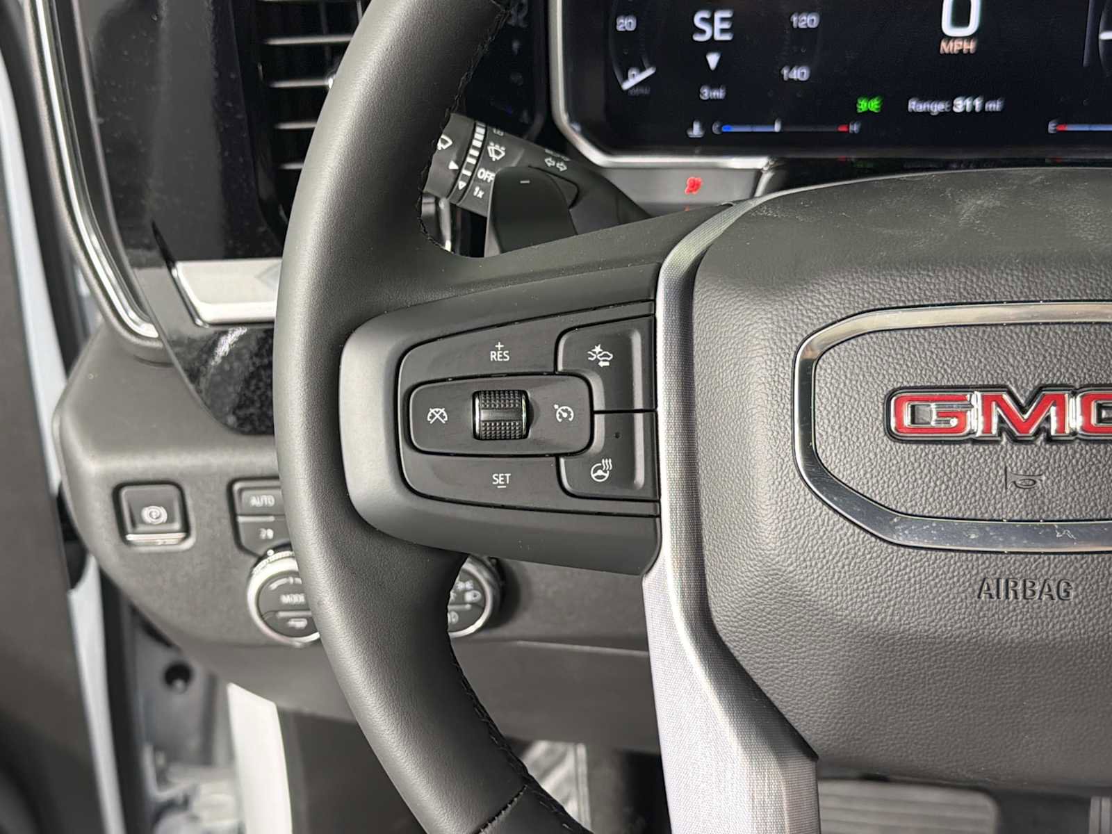 New 2026 GMC Sierra 1500 SLT w/ SLT Premium Plus Package AWD/4WD image 17