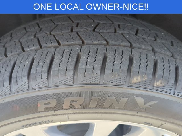 Used 2024 Cadillac Escalade Premium Luxury w/ Performance Package AWD/4WD image 11
