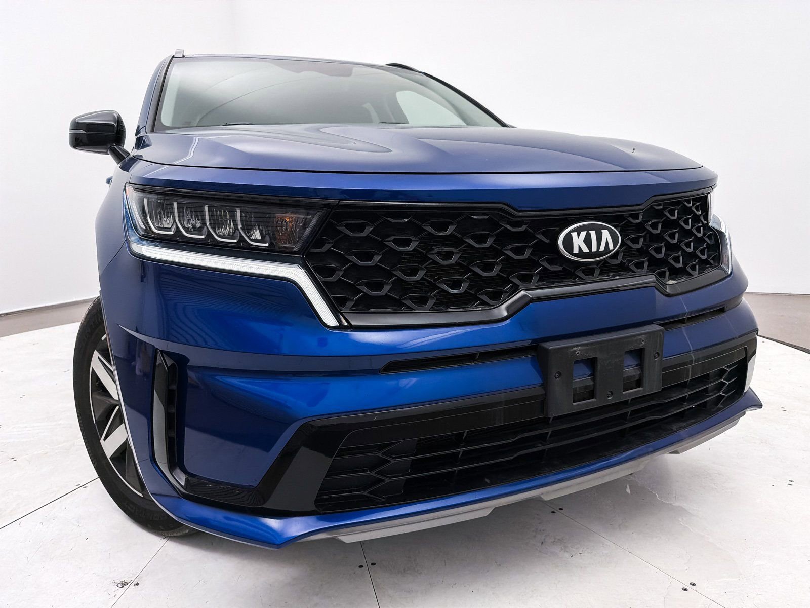 Used 2021 Kia Sorento S image 2